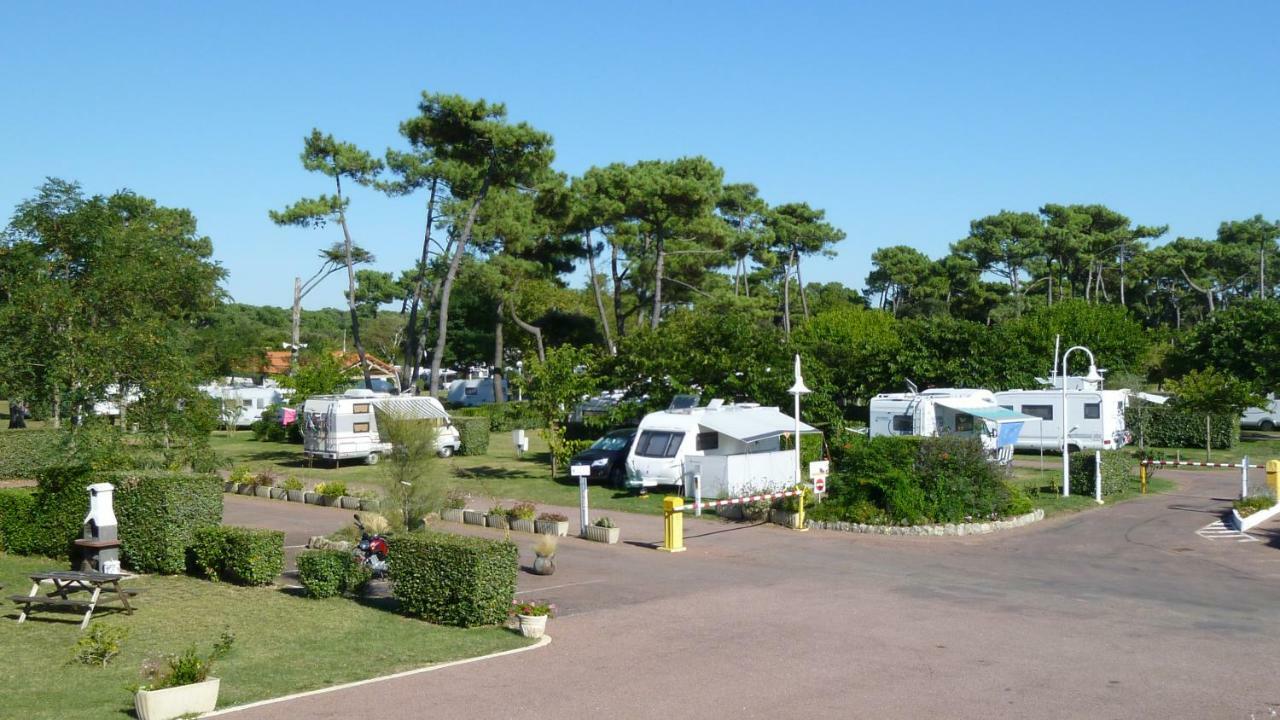 Camping Le Puits De L'Auture Hotel Saint-Palais-sur-Mer Exterior foto